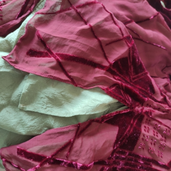 Veronika Maine contrast colour lining velvet sheer tunic - Picture 10 of 11